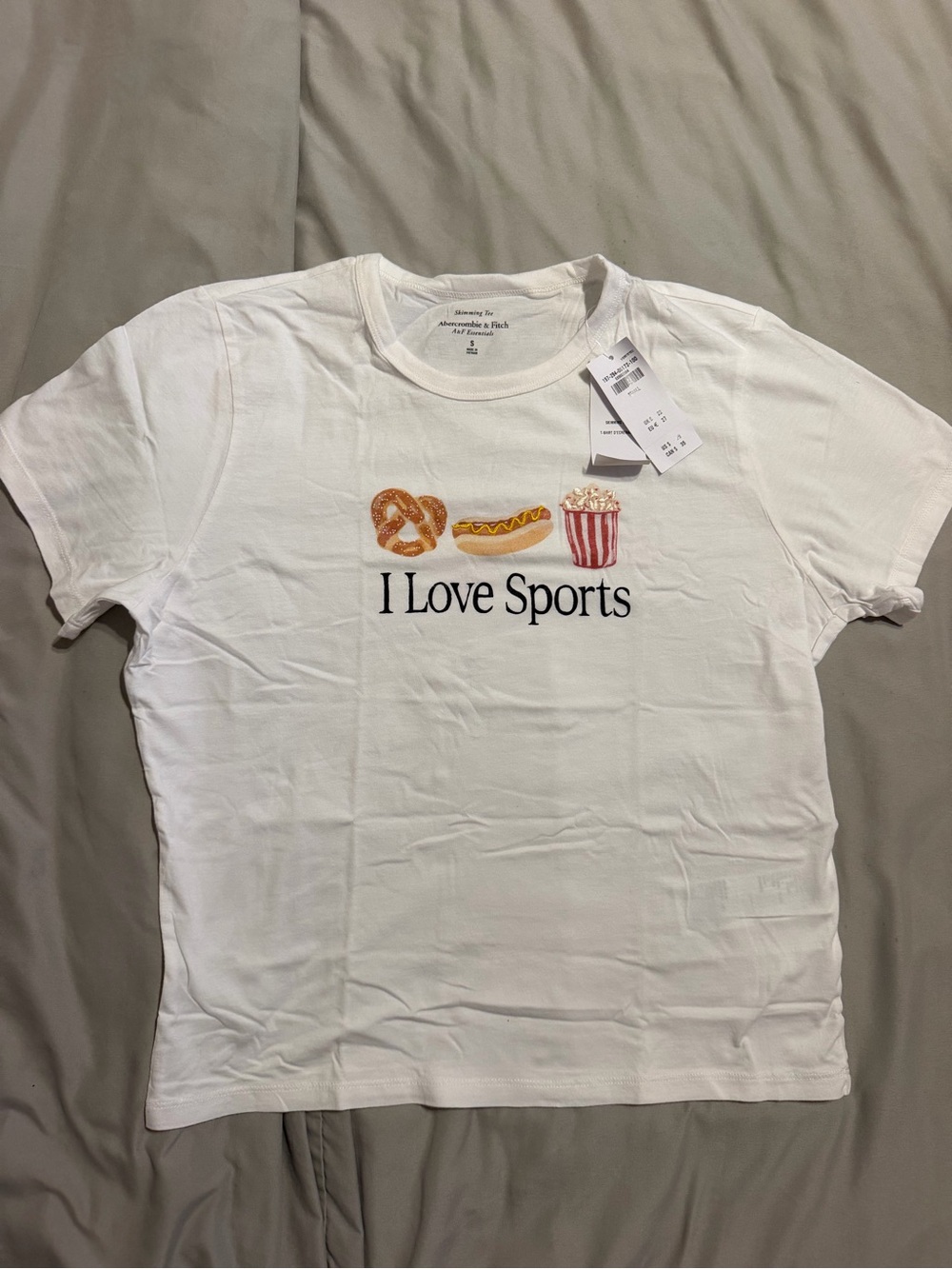 Embroidered I love sports tee